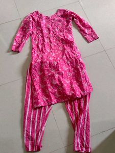 🌸 Vibrant Pink Floral Kurta & Salwar Set