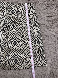 H&amp;M Zebra Print Mini Skirt