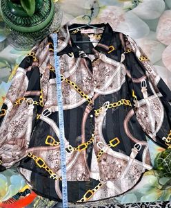 Chic Chain Print Blouse