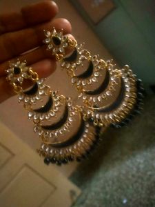Beautiful Party Wear Earing