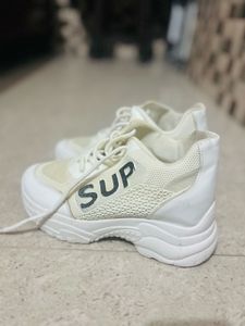 White &#39;SUP&#39; Sneakers