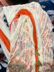 Elegant Floral Embroidered Salwar Kameez