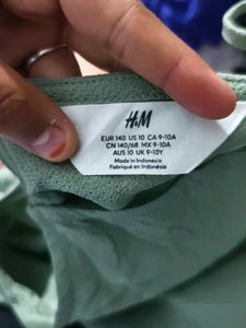 H&amp;M CUTE TOP