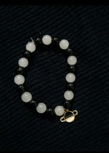 Braceletss