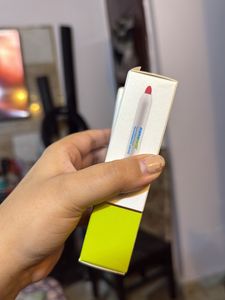 Mamaearth Lipstick Crayon