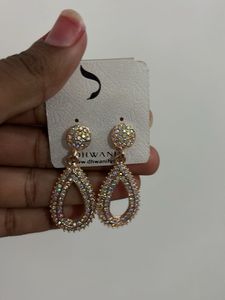 Sparkling Teardrop Dangle Earrings