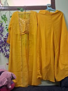 Yellow Kurta Set &amp; Shrug