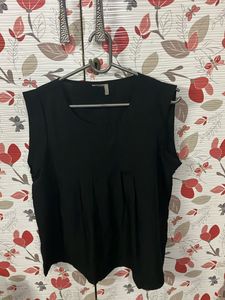 Sleeveless Black Top