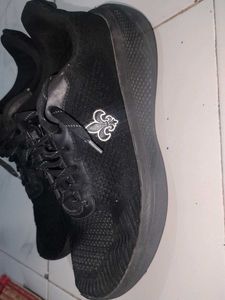 Red Tape Daily Sports Shoes Big Sole Size 7
