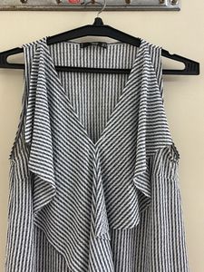 MNG MANGO RUFFLE TOP