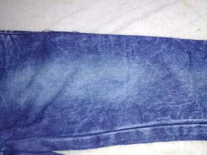 Stylish Denim Capris