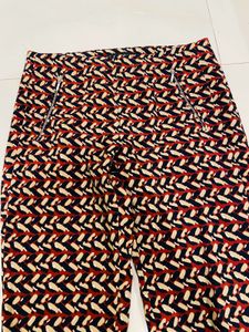 PRINTED SKINNY PANTS BY ZARA