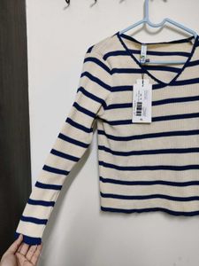 Korean Find: V Neck Striped Ribbed top