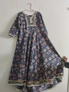 Elegant Floral Print Kurta with full length