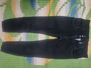 High-waist Black Denim Jeans