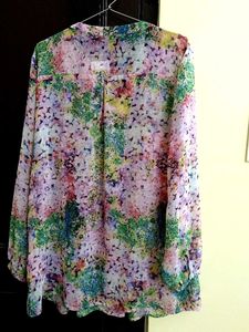 Sale🔥Floral Top In Multi Colour