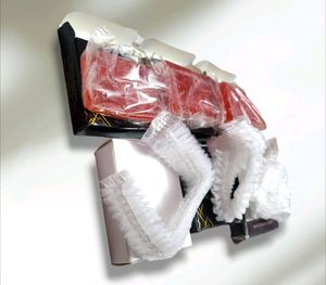 (11 Items)Hair Combs + Organic Soaps + Shower Caps