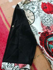 Clock Print Sleeveless Top