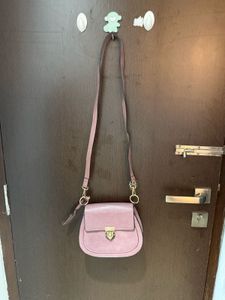 Van Heusen - Chic Crossbody sling Bag
