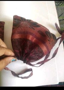 Floral Print Drawstring Pouches (Set of 5)