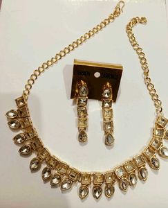 Kundan Golden Necklace Set