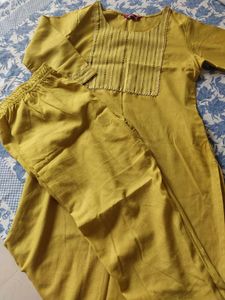Elegant Mustard Kurta Set