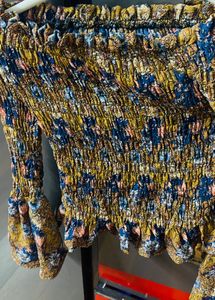 Very Pretty Stretchable Top Size Small