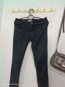 Black Jeans