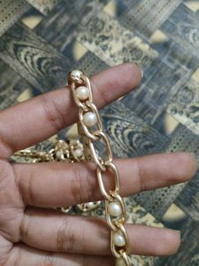 Pearl waist band
