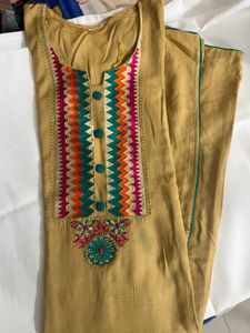 Rayon Kurti