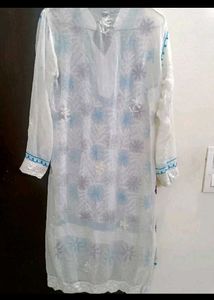 White Embroidered Kurta