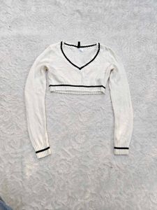 H&amp;M Cream Cropped Sweater