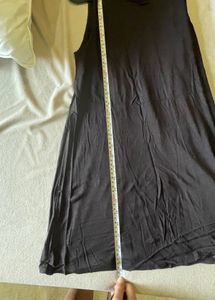 Sleeveless Black Dress