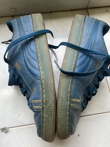 Boys Shoes ( UK 7)