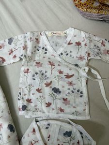 Moms Home Set Of Clothing For New Born