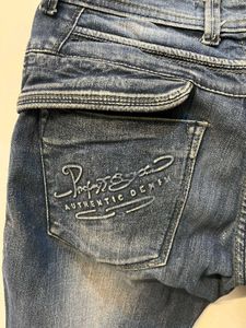 Button Up Jeans