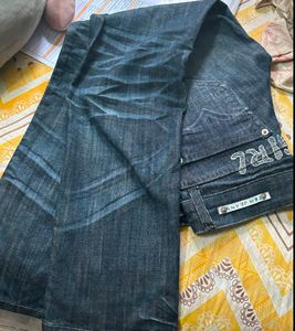Playboy Straight Leg Jeans 💋⭐