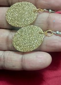 Sparkly Gold Circle Earrings
