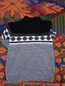 Stylish Patterned Sweater