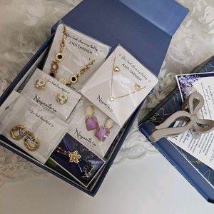 Premium Gift Box Hamper Fixed Price