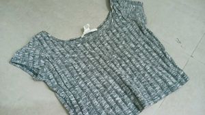 Forever 21 Gray Top