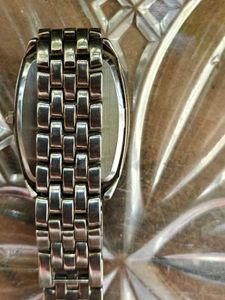 Omax Crystal Watch
