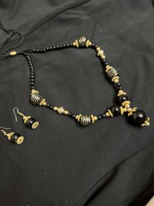 Black N Gold Set