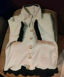 Chic White Peter Pan Collar Top