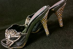 Black🖤 Party wear heels (9inches)
