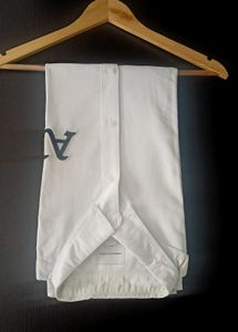 American Eagle White Shirt