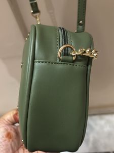 Chic Green Crossbody Bag