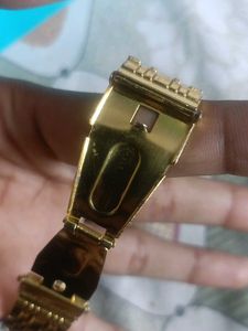 Gold Men&#39;s Watch