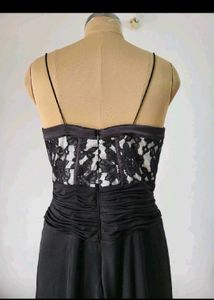 Chic Black Lace Bustier Midi Dress