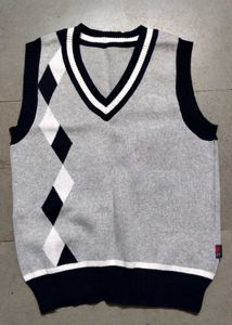 Stylish Argyle Knit Vest Top